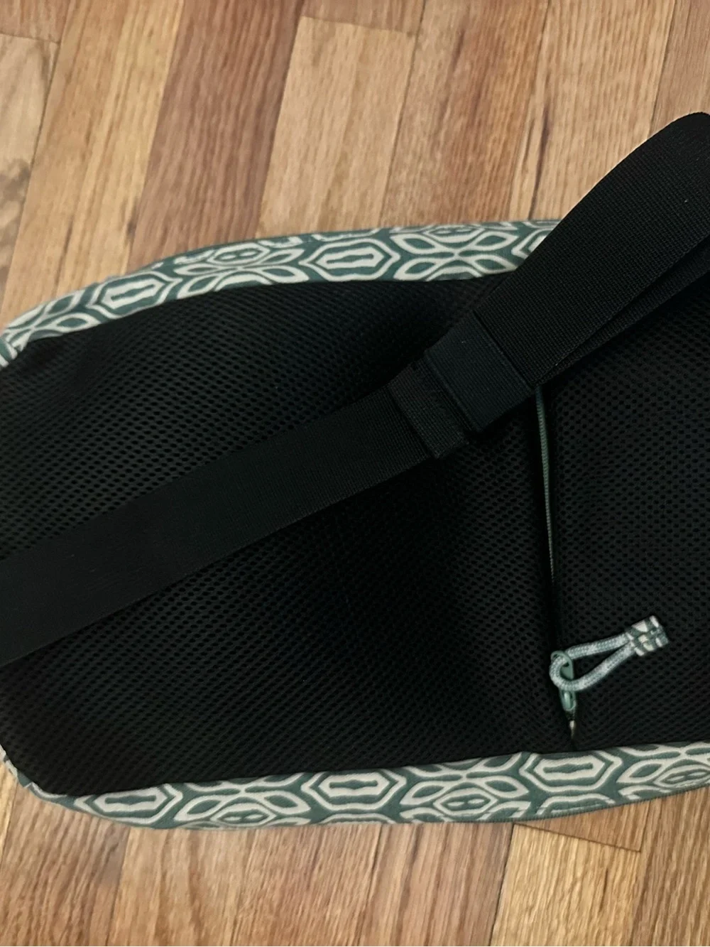 Kavu switch rope slinger shoulder crossbody  bag